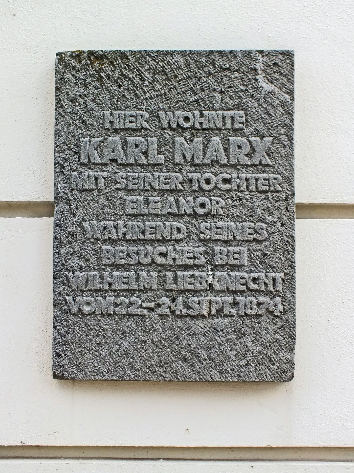 Gedenktafel Karl Marx am Hotel am Bayrischen Platz