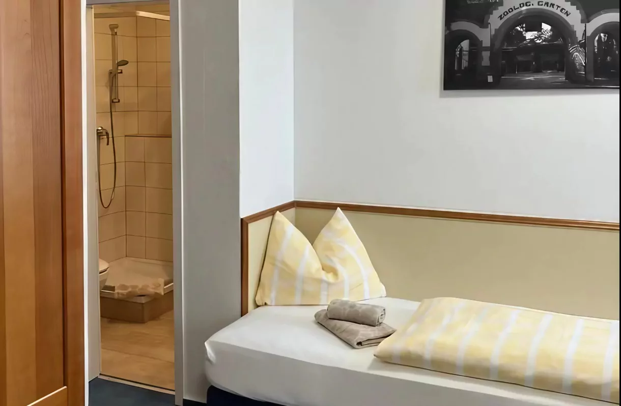 Hotel am Bayrischen Platz – Foto 15